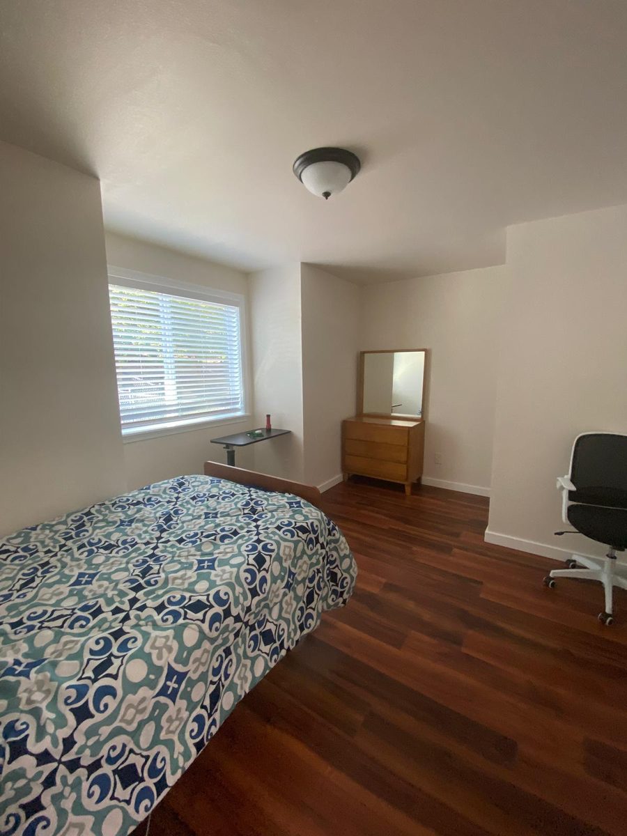 Resident Room E
